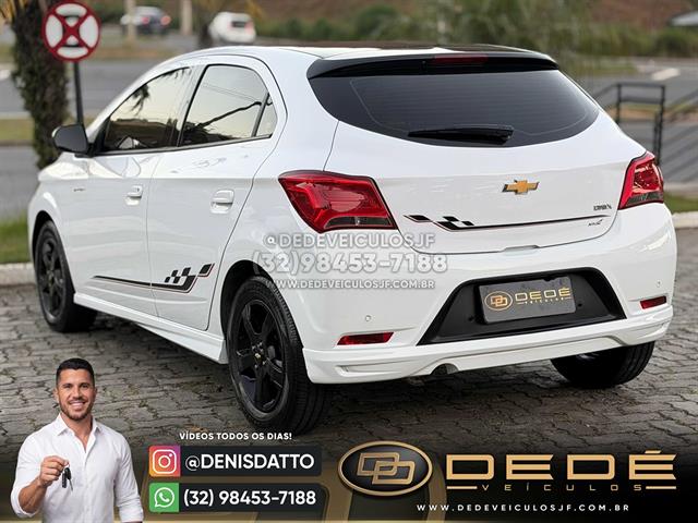 CHEVROLET ONIX HATCH EFFECT 1.4 8V F.POWER 5P MEC. 2019