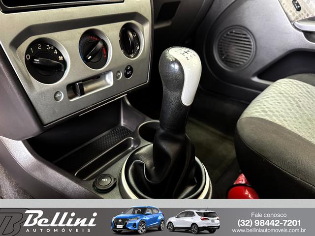 FORD FIESTA SE 1.6 8V FLEX 5P 2014