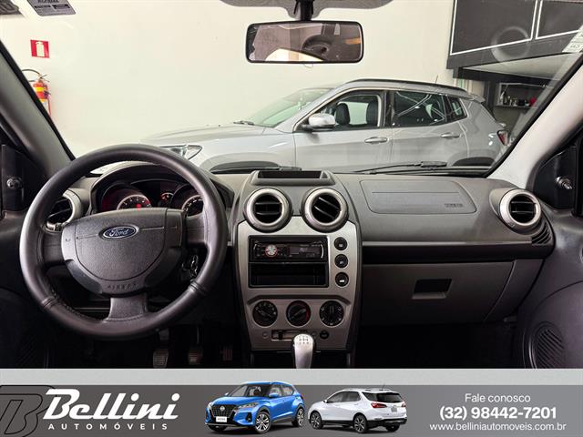 FORD FIESTA SE 1.6 8V FLEX 5P 2014