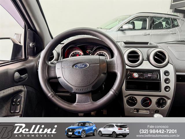 FORD FIESTA SE 1.6 8V FLEX 5P 2014