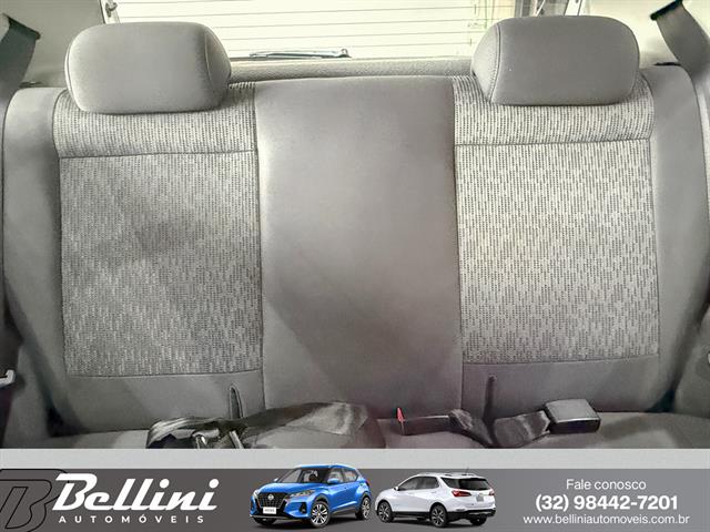 VOLKSWAGEN Fox 1.0 MI TOTAL FLEX 8V 5P 2014