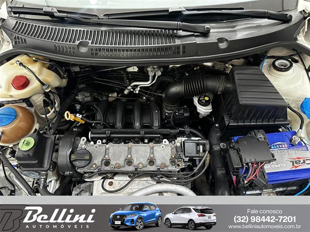 VOLKSWAGEN SAVEIRO TRENDLINE 1.6 T.FLEX 8V CE 2015