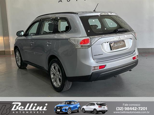 MITSUBISHI OUTLANDER 2.0 16V 160CV AUT. 2015