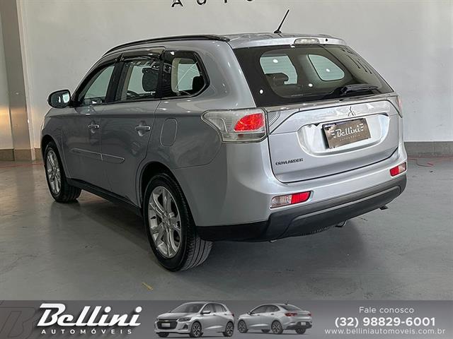MITSUBISHI OUTLANDER 2.0 16V 160CV AUT. 2015