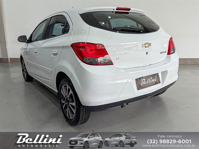 CHEVROLET ONIX HATCH LTZ 1.4 8V FLEXPOWER 5P MEC. 2015