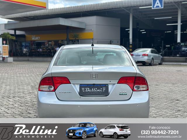 HONDA CIVIC SEDAN LXS 1.8/1.8 FLEX 16V AUT. 4P 2010