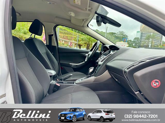 FORD FOCUS FASTBACK SE/SE PLUS 2.0 FLEX AUT. 2016