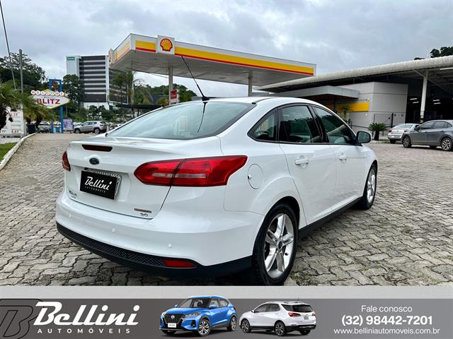 FORD FOCUS FASTBACK SE/SE PLUS 2.0 FLEX AUT. 2016