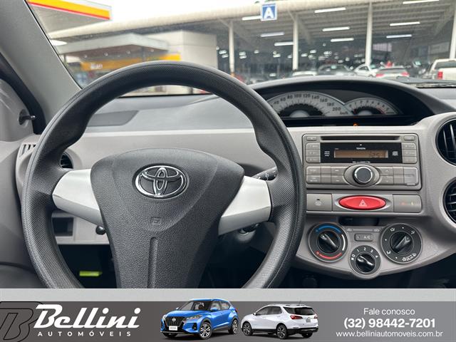 TOYOTA ETIOS XS  1.3 FLEX 16V 5P MEC. 2013