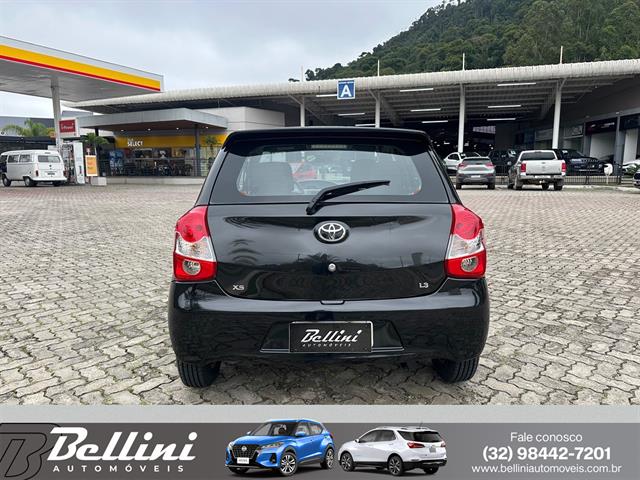 TOYOTA ETIOS XS  1.3 FLEX 16V 5P MEC. 2013