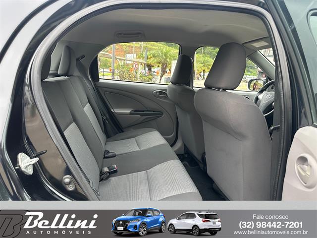 TOYOTA ETIOS XS  1.3 FLEX 16V 5P MEC. 2013