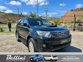 TOYOTA HILUX SW4 SRV D4-D 4X4 3.0 TDI DIES. AUT 2012/2012