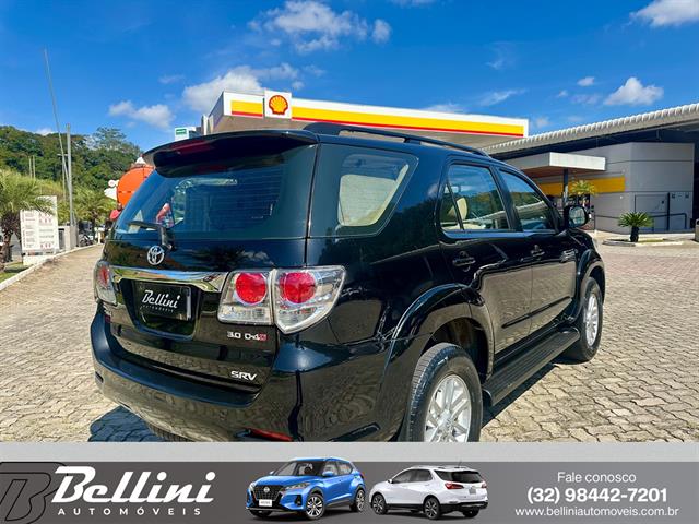 TOYOTA HILUX SW4 SRV D4-D 4X4 3.0 TDI DIES. AUT 2012