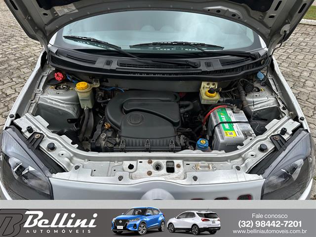 FIAT UNO SPORTING 1.4 EVO FIRE FLEX 8V 4P 2013