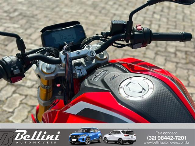 BMW G 310 R 2023
