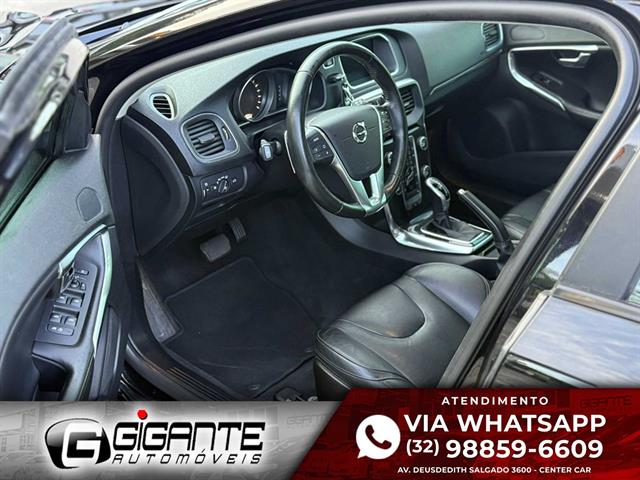 VOLVO V40 T-4 MOMENTUM 2.0 AUT. 2017