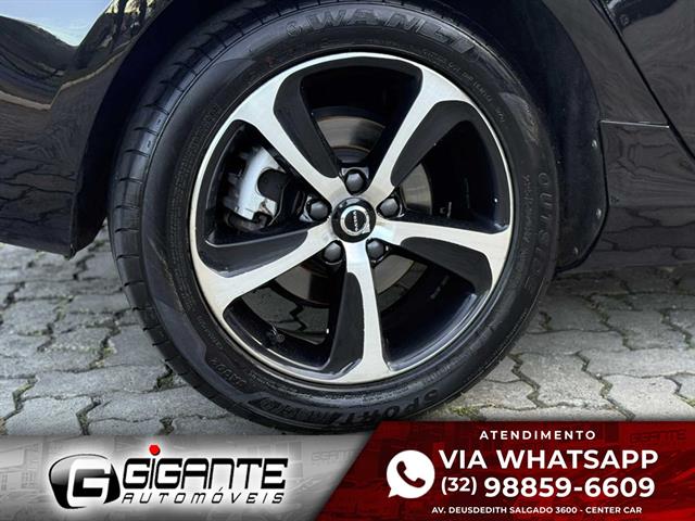 VOLVO V40 T-4 MOMENTUM 2.0 AUT. 2017