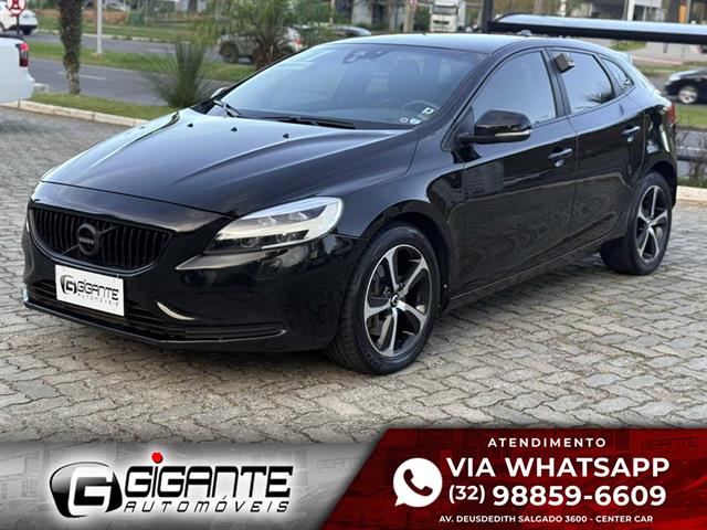 VOLVO V40 T-4 MOMENTUM 2.0 AUT. 2017
