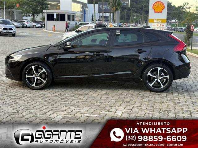 VOLVO V40 T-4 MOMENTUM 2.0 AUT. 2017