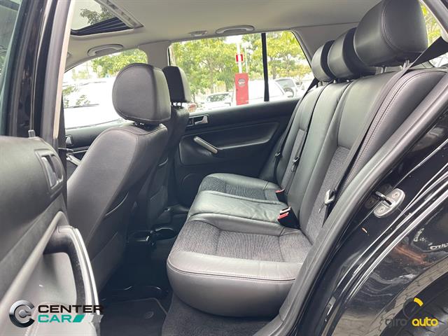 VOLKSWAGEN GOLF BLACK EDITON 2.0 MI T. FLEX 8V TIP 2011
