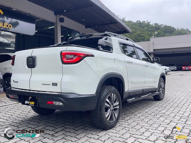 FIAT TORO FREEDOM 2.0 16V 4X4 TB DIESEL AUT. 2023