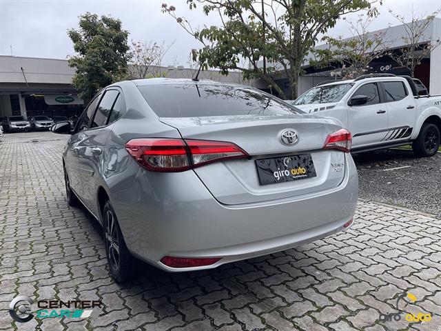 TOYOTA YARIS XLS CONNECT SED. 1.5 FLEX 16V AUT. 2021