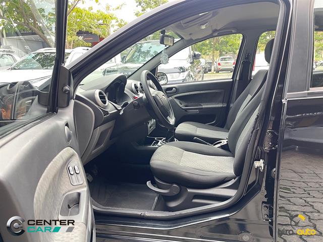 FORD Fiesta SE 1.0 8V FLEX 5P 2014