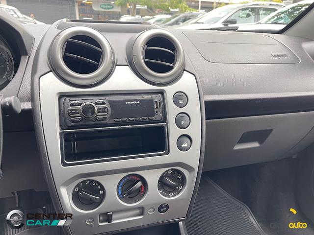 FORD Fiesta SE 1.0 8V FLEX 5P 2014