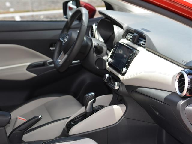 NISSAN VERSA EXCLUSIVE 1.6 16V FLEX AUT. 2025