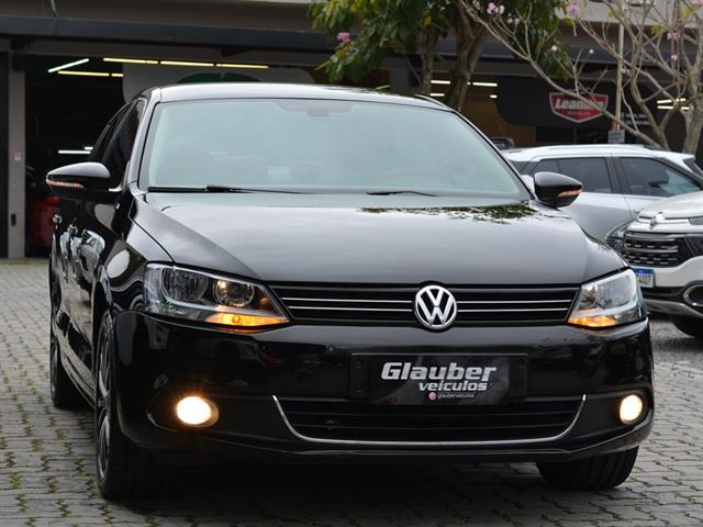 VOLKSWAGEN JETTA HIGHLINE 2.0 TSI 16V 4P TIPTRONIC 2011