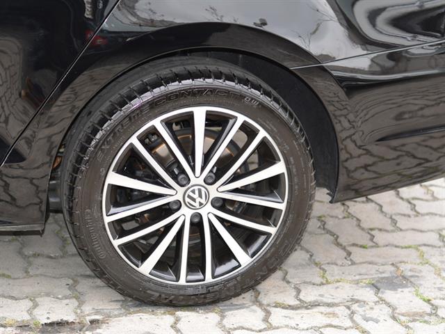 VOLKSWAGEN JETTA HIGHLINE 2.0 TSI 16V 4P TIPTRONIC 2011