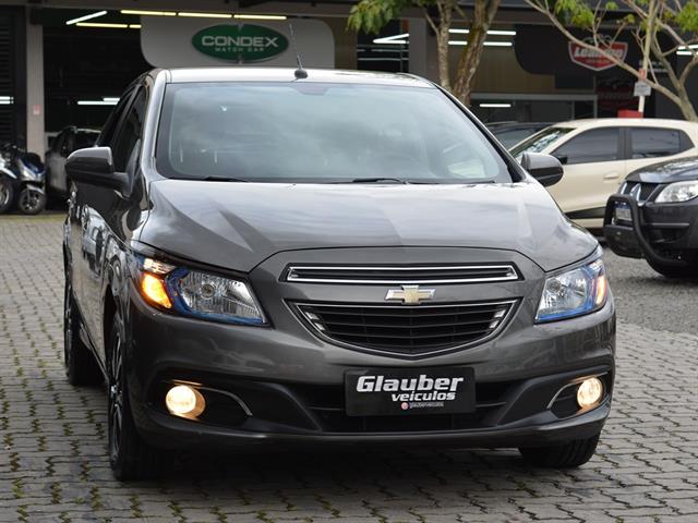CHEVROLET ONIX HATCH LTZ 1.4 8V FLEXPOWER 5P MEC. 2015