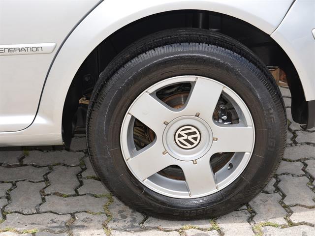 VOLKSWAGEN Golf 1.6MI/ 1.6MI GENER./BLACK & SILVER 2004