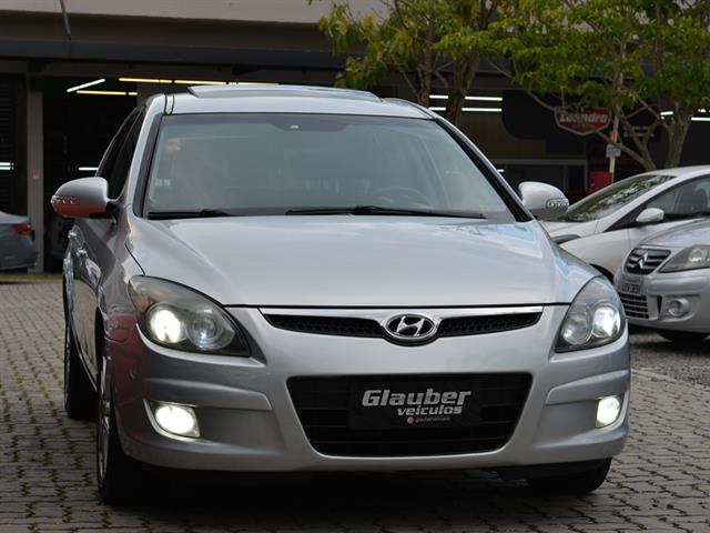 HYUNDAI I30CW 2.0 16V 145CV AUT. 5P 2011