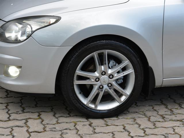 HYUNDAI I30CW 2.0 16V 145CV AUT. 5P 2011