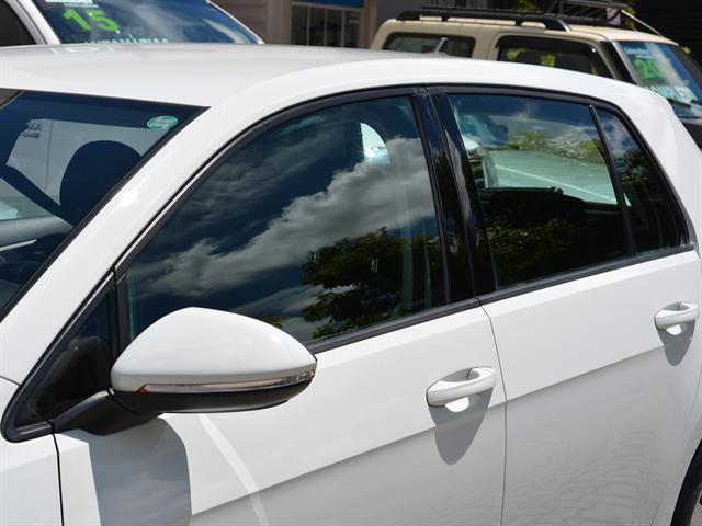 VOLKSWAGEN Golf COMFORTLINE 1.4 TSI 140CV AUT. 2015