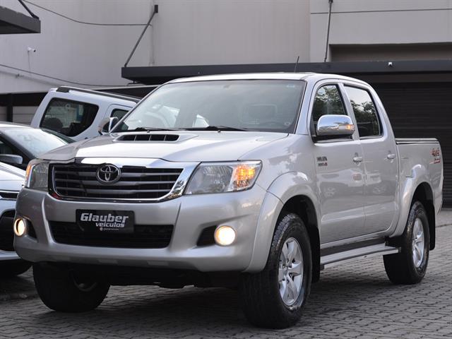 TOYOTA HILUX CD D4-D 4X4 3.0 TDI DIES. MEC. 2013