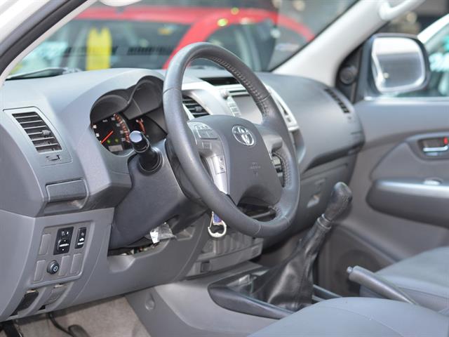 TOYOTA HILUX CD D4-D 4X4 3.0 TDI DIES. MEC. 2013