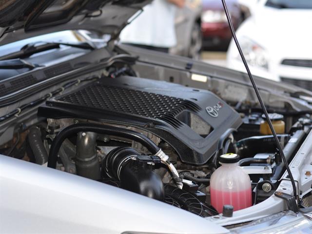 TOYOTA HILUX CD D4-D 4X4 3.0 TDI DIES. MEC. 2013