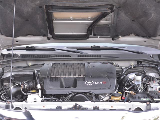 TOYOTA HILUX CD D4-D 4X4 3.0 TDI DIES. MEC. 2013