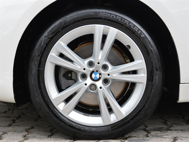 BMW 220I TOURER ACTIVE FLEX 2.0 TB AUT. 2016