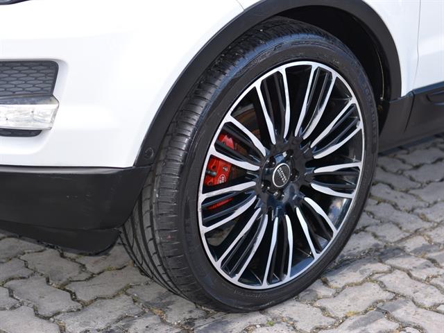 LAND ROVER RANGE ROVER EVOQUE PURE TECH 2.0 AUT. 5P 2014