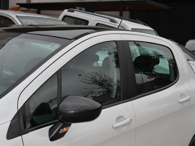 PEUGEOT 308 FELINE/GRIFFE 1.6 TURBO 16V 5P AUT. 2015