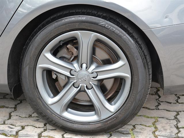 AUDI A4 1.8 TIP./ MULTITRONIC TURBO 2015