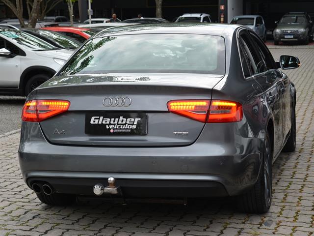 AUDI A4 1.8 TIP./ MULTITRONIC TURBO 2015