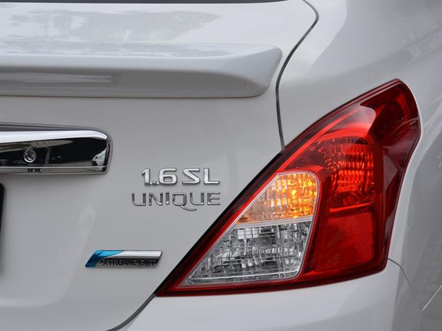 NISSAN VERSA UNIQUE 1.6 16V FLEXSTART 4P AUT. 2017