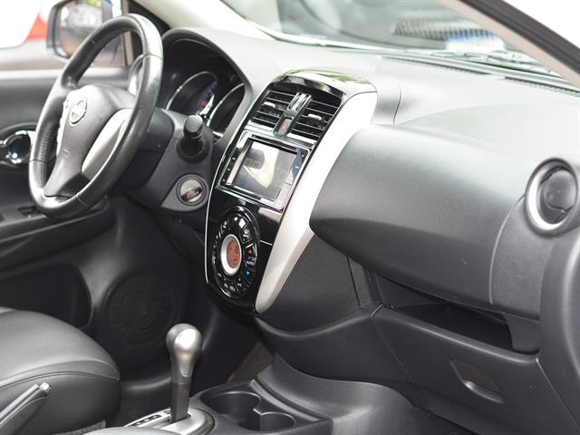 NISSAN VERSA UNIQUE 1.6 16V FLEXSTART 4P AUT. 2017