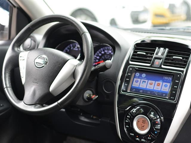 NISSAN VERSA UNIQUE 1.6 16V FLEXSTART 4P AUT. 2017