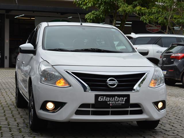 NISSAN VERSA UNIQUE 1.6 16V FLEXSTART 4P AUT. 2017