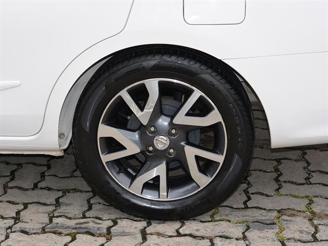 NISSAN VERSA UNIQUE 1.6 16V FLEXSTART 4P AUT. 2017